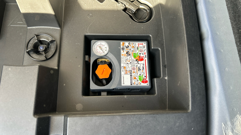 Nissan Juke 1.0 DiG-T N-Connecta 5dr Petrol Hatchback